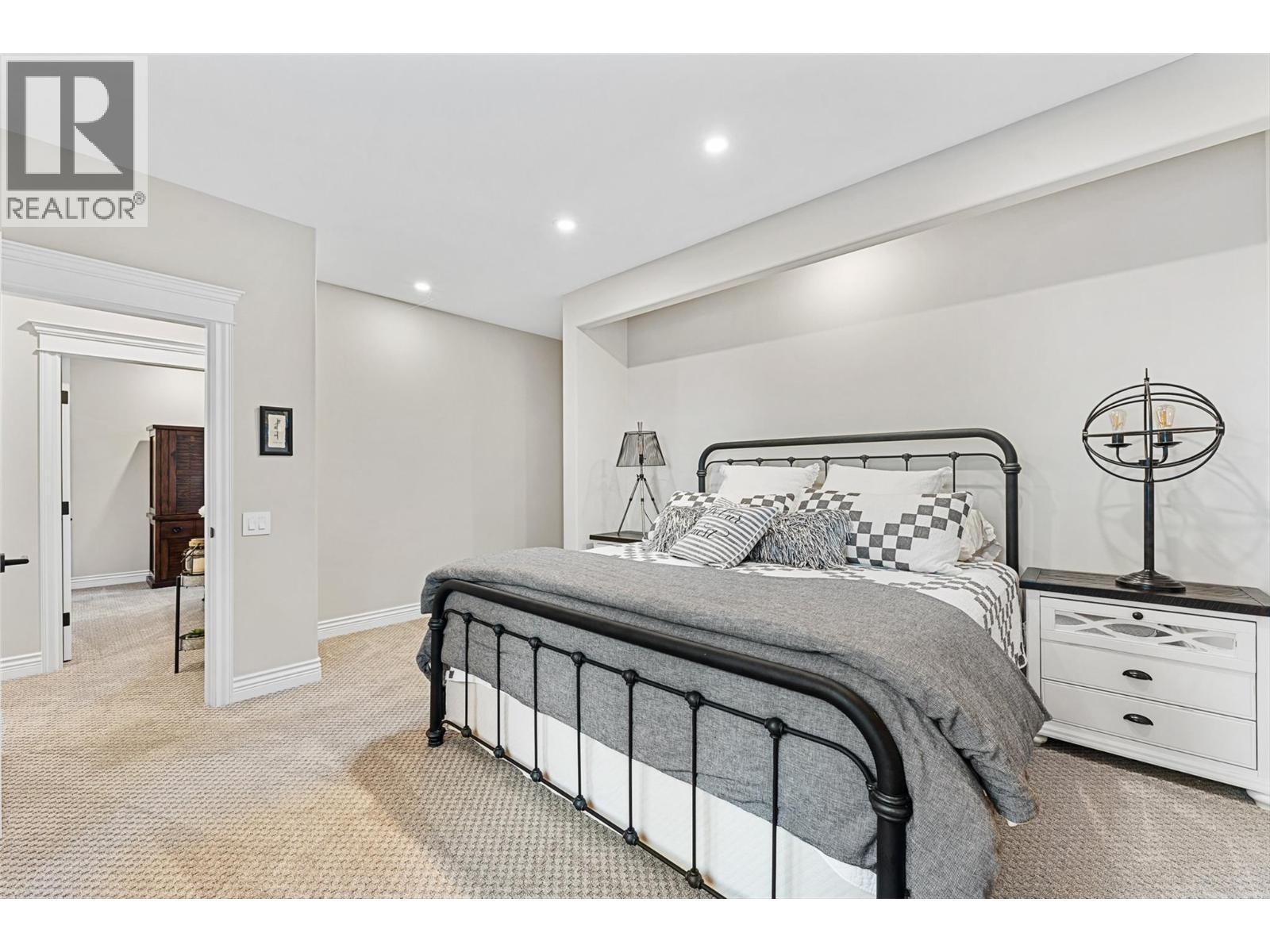 2957 Harvard Road, Kelowna