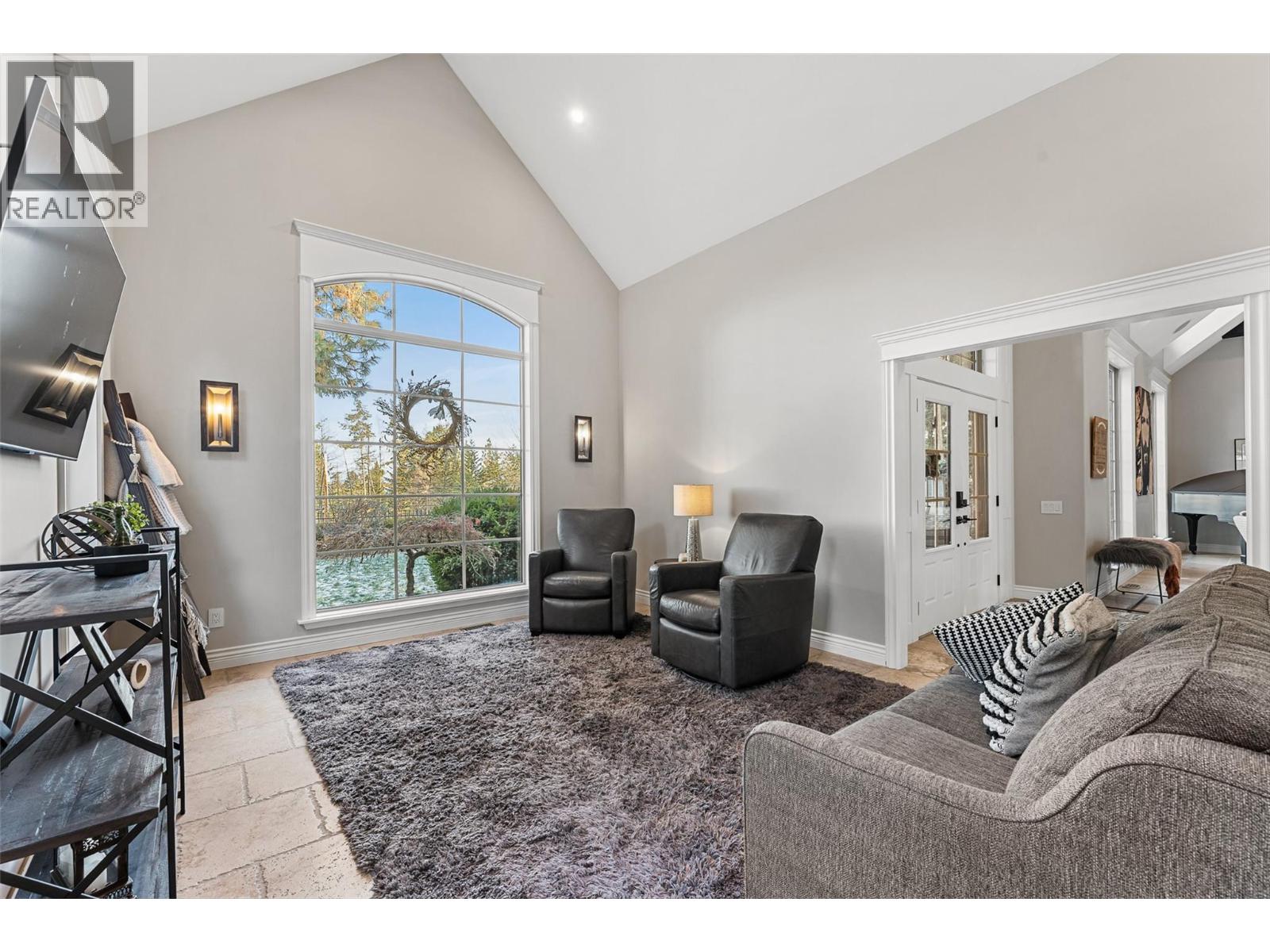 2957 Harvard Road, Kelowna