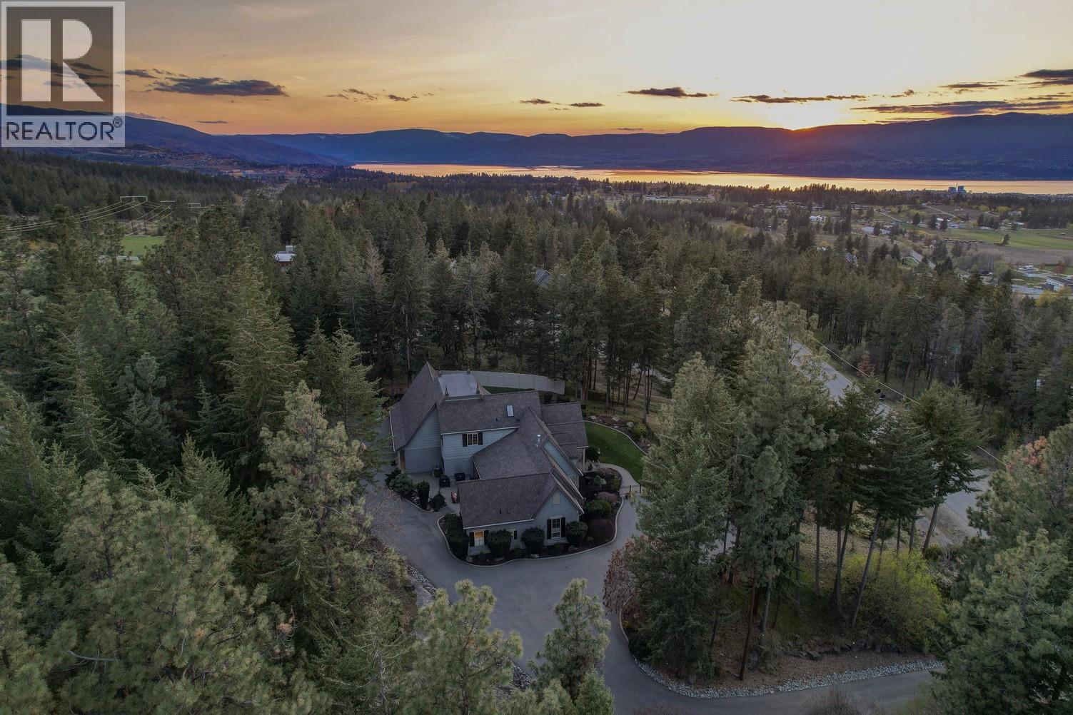 2957 Harvard Road, Kelowna