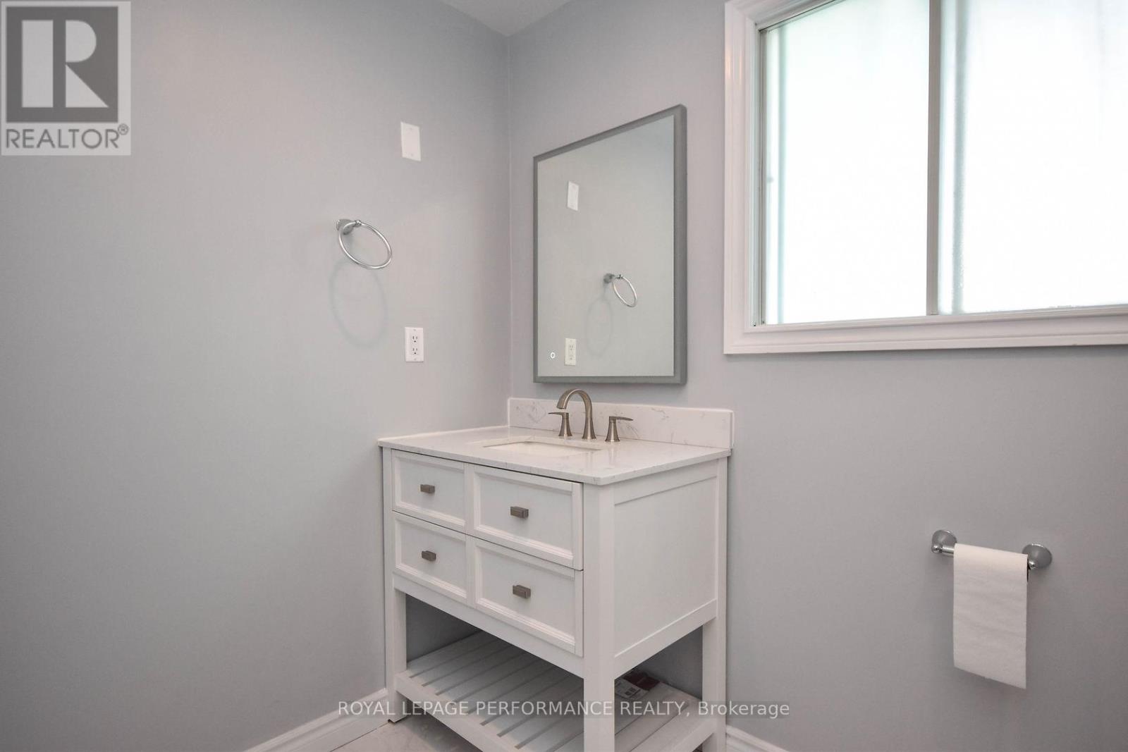 Photo 14 of Unit 2 296 Altha Avenue, Ottawa ON