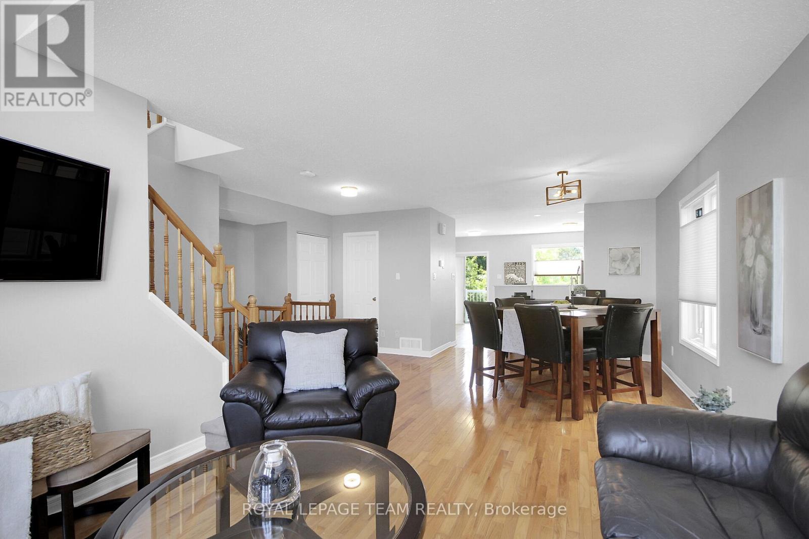 Photo 37 of 334 Wiffen Private, Ottawa ON
