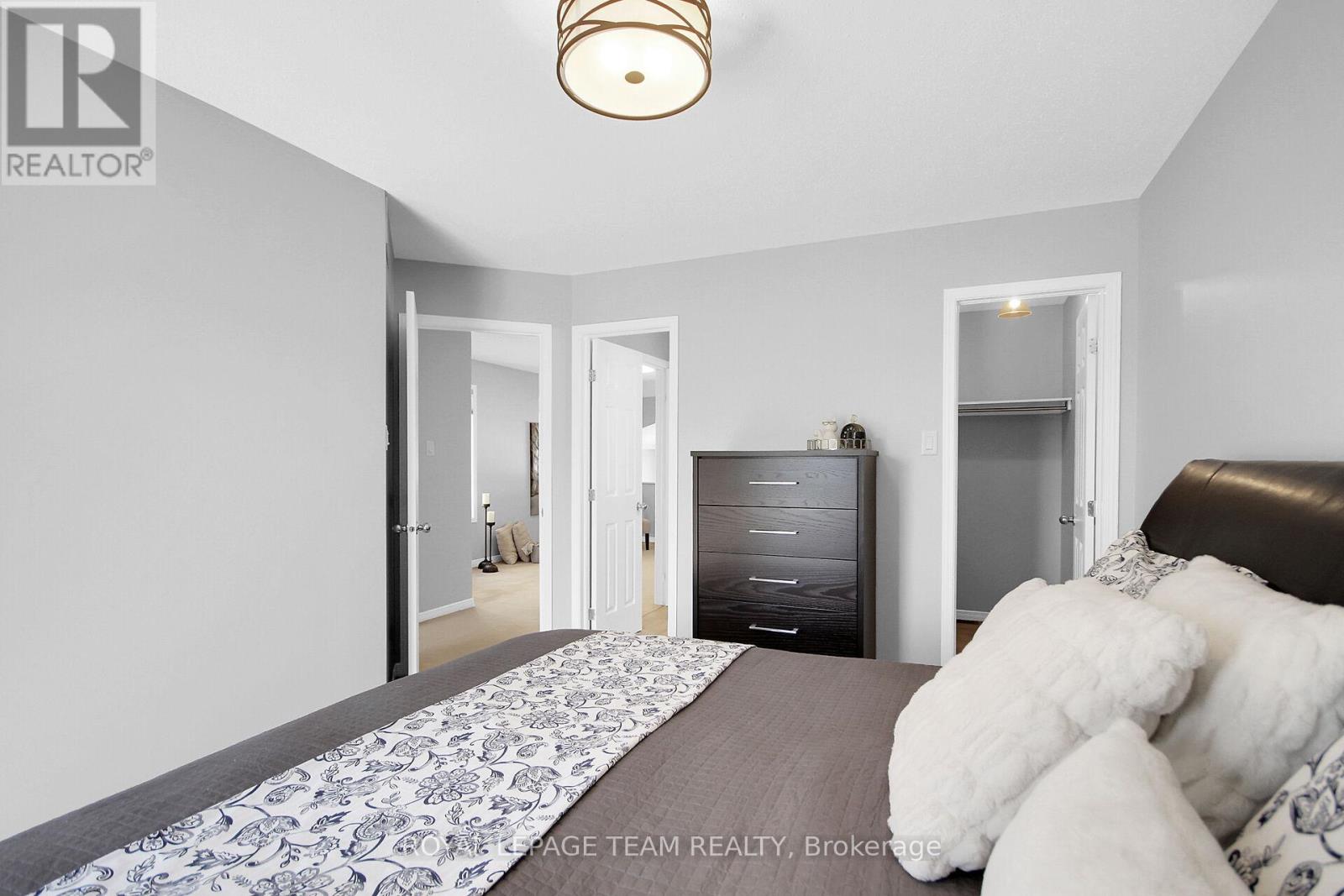 Photo 4 of 334 Wiffen Private, Ottawa ON