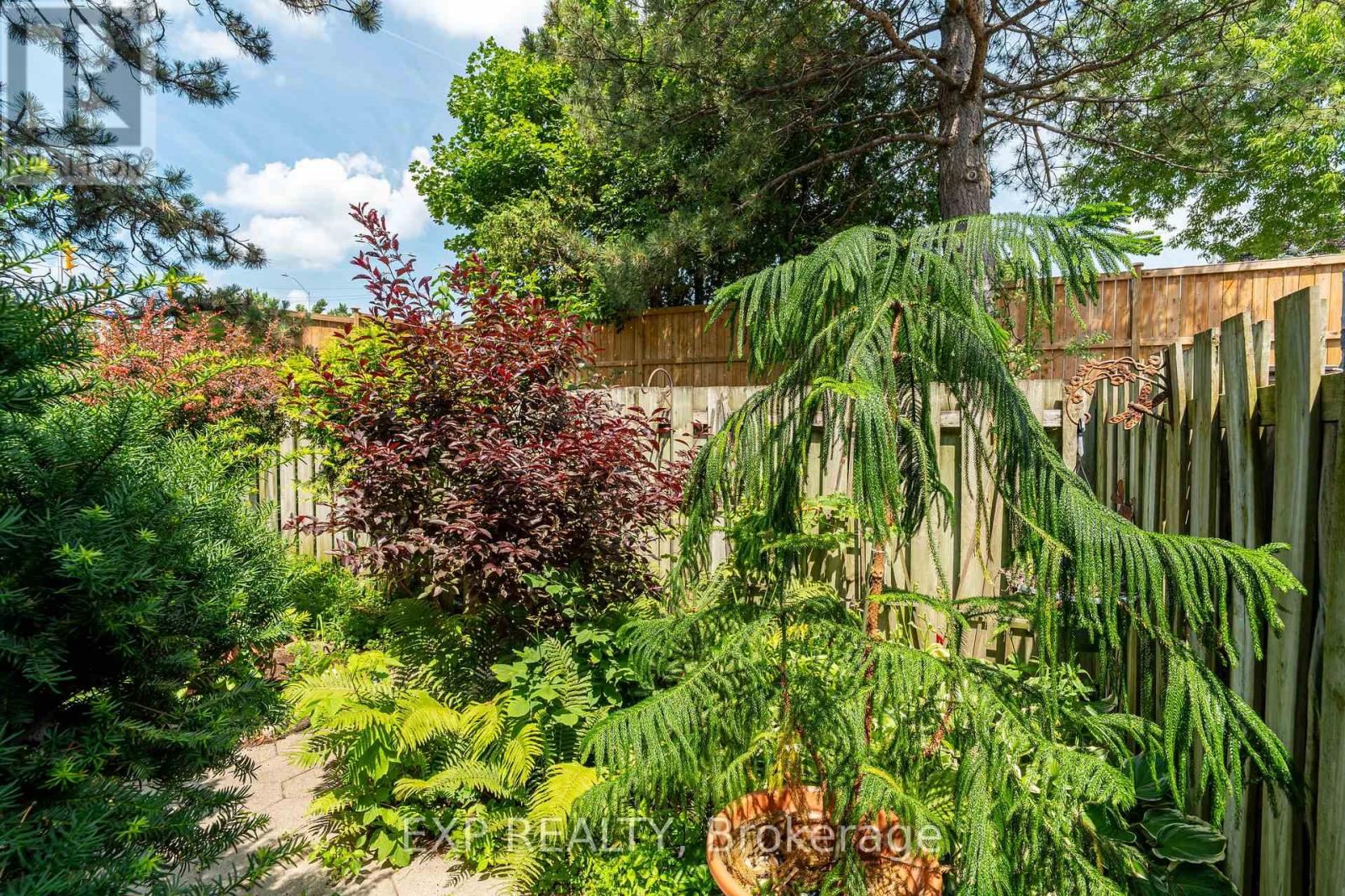 Photo 24 of 11 3111 Quail Drive, Ottawa ON