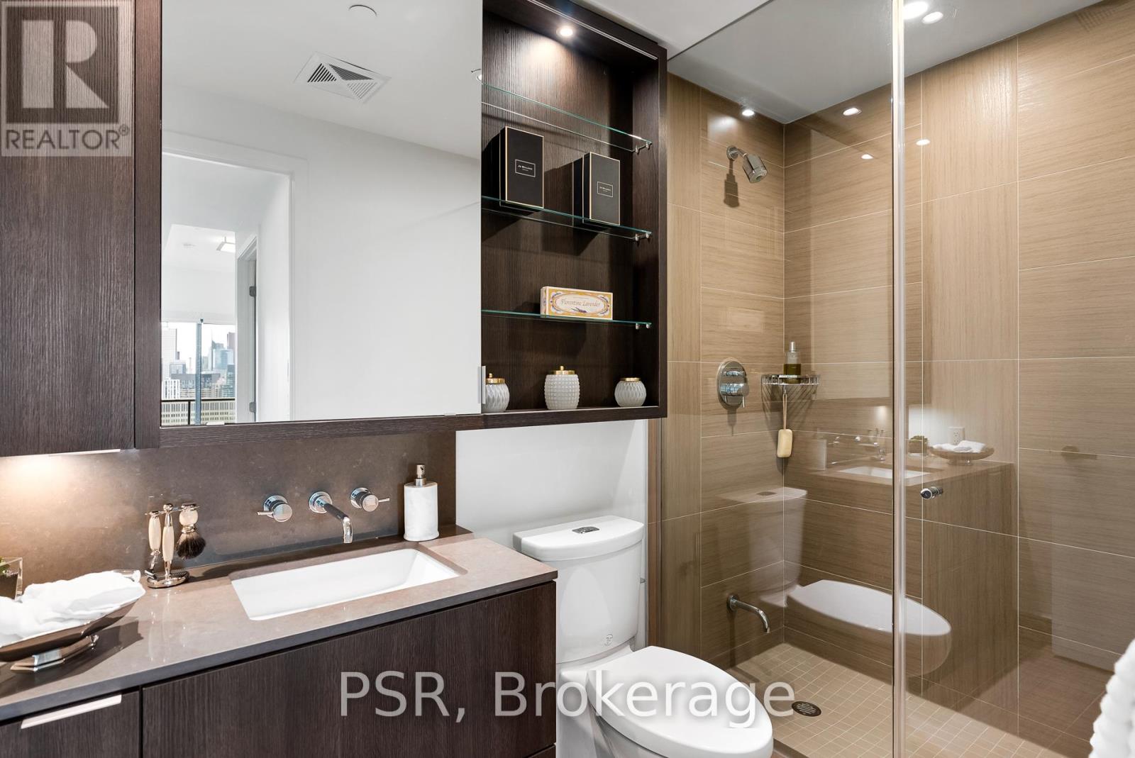 Photo 11 of 1206 2 St Thomas Street, Toronto ON