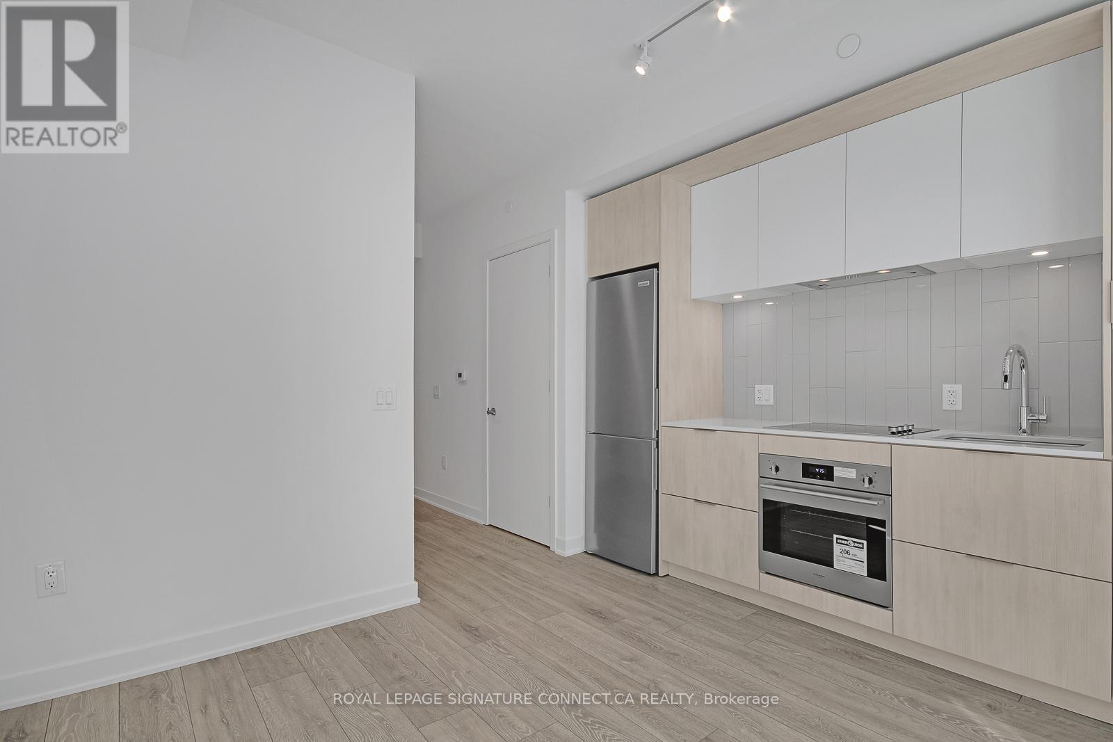 Photo 15 of 506 130 River Street, Toronto ON