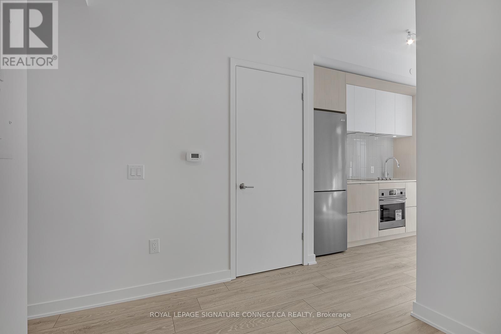 Photo 9 of 506 130 River Street, Toronto ON