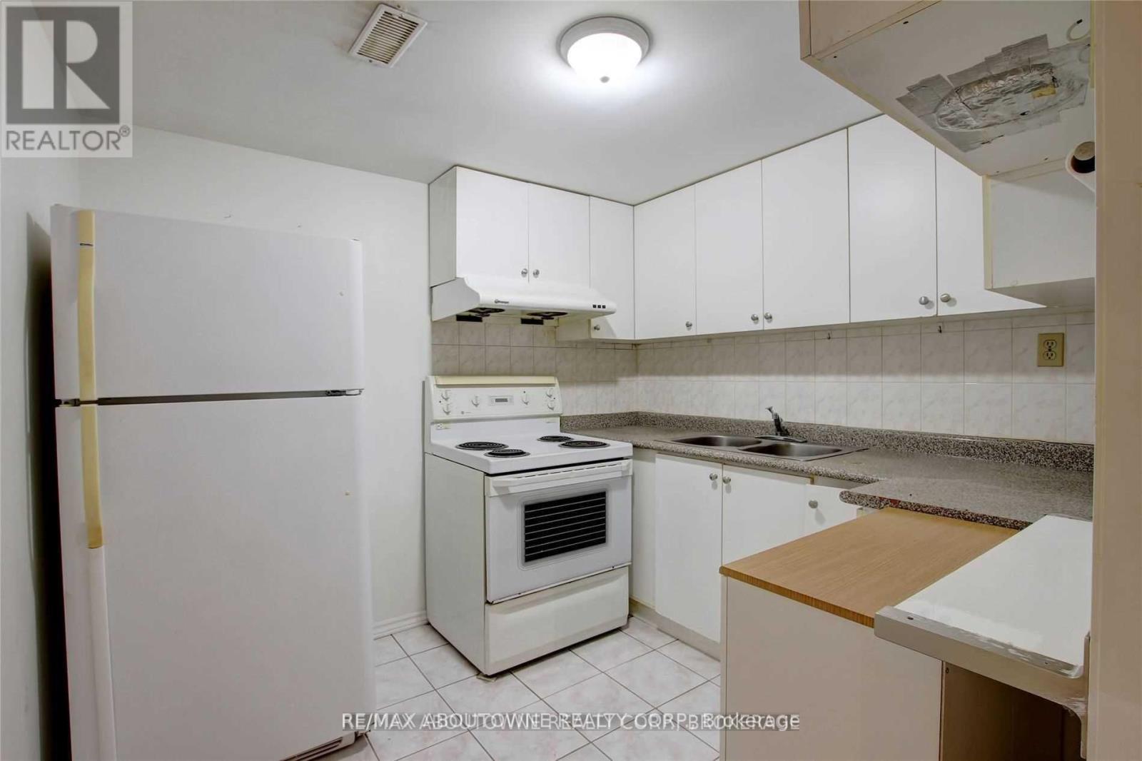 Photo 27 of Lower 14 Angus Drive, Toronto ON