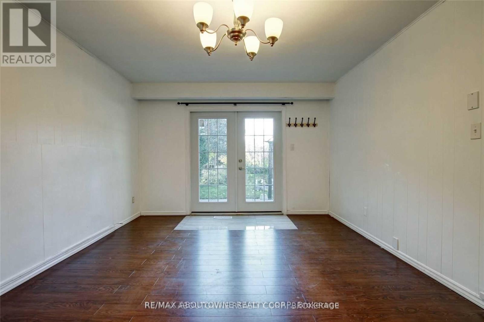 Photo 7 of Lower 14 Angus Drive, Toronto ON