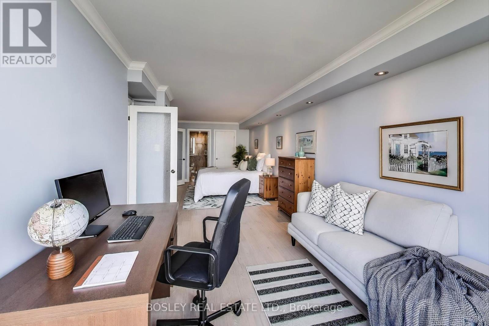 Photo 16 of 926 1880 Valley Farm Road, Pickering ON