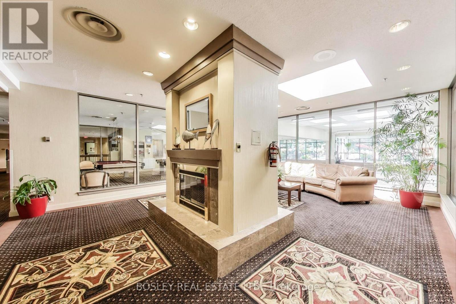 Photo 31 of 926 1880 Valley Farm Road, Pickering ON