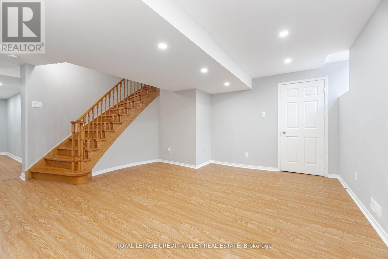 Photo 32 of 12 Greenhalf Drive, Ajax ON
