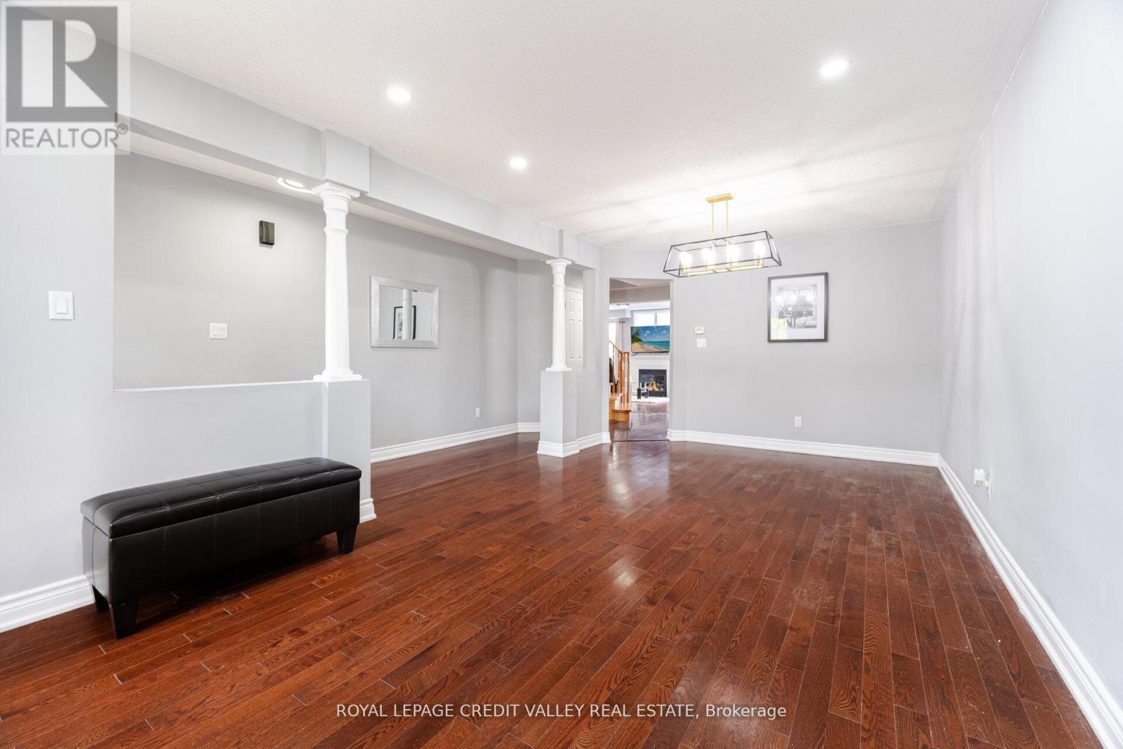 Photo 6 of 12 Greenhalf Drive, Ajax ON