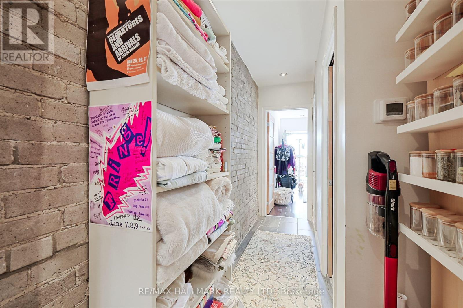 Photo 3 of 1926 Gerrard Street E, Toronto ON