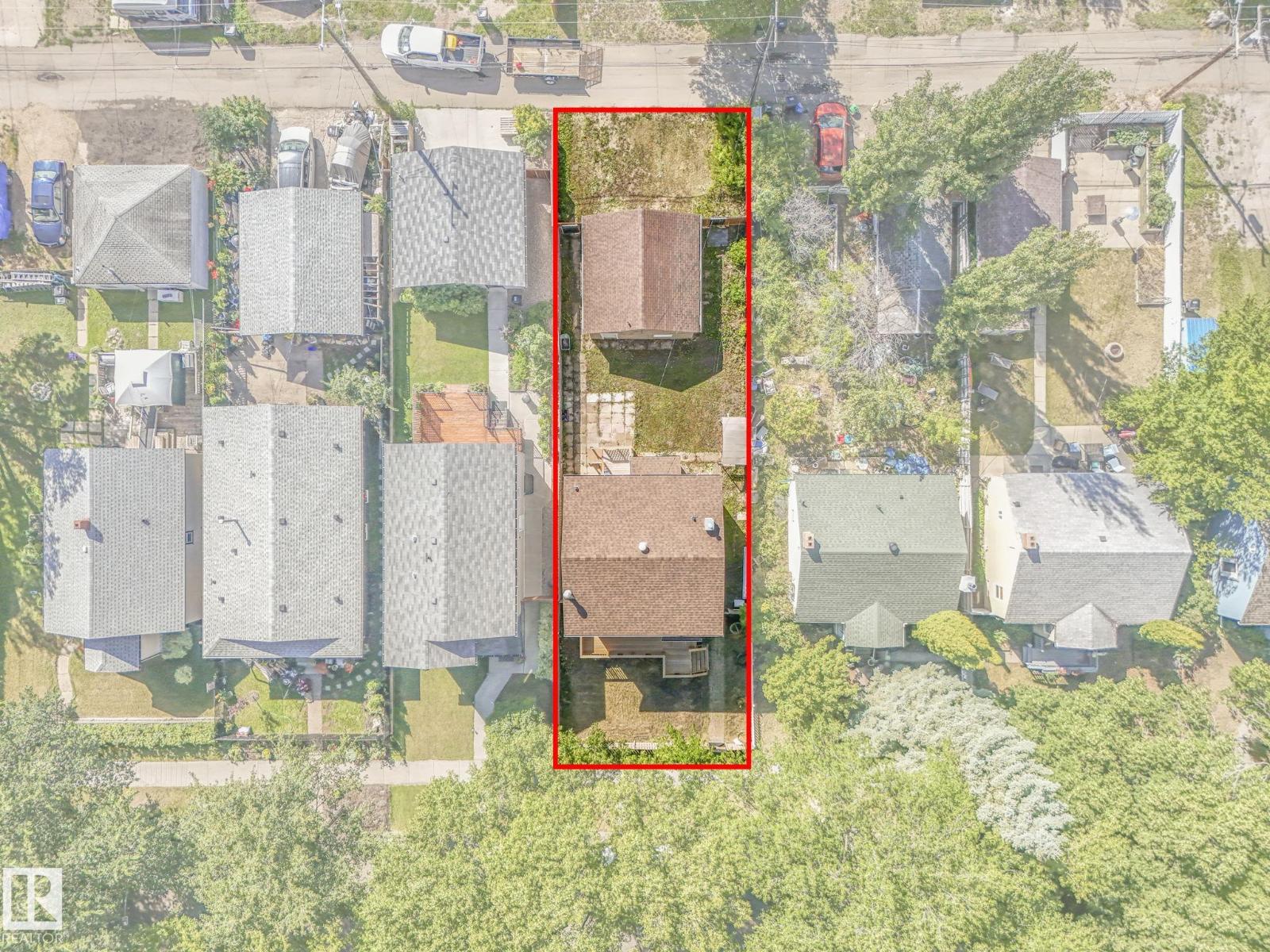 Photo 19 of 11532 88 St Nw, Edmonton AB