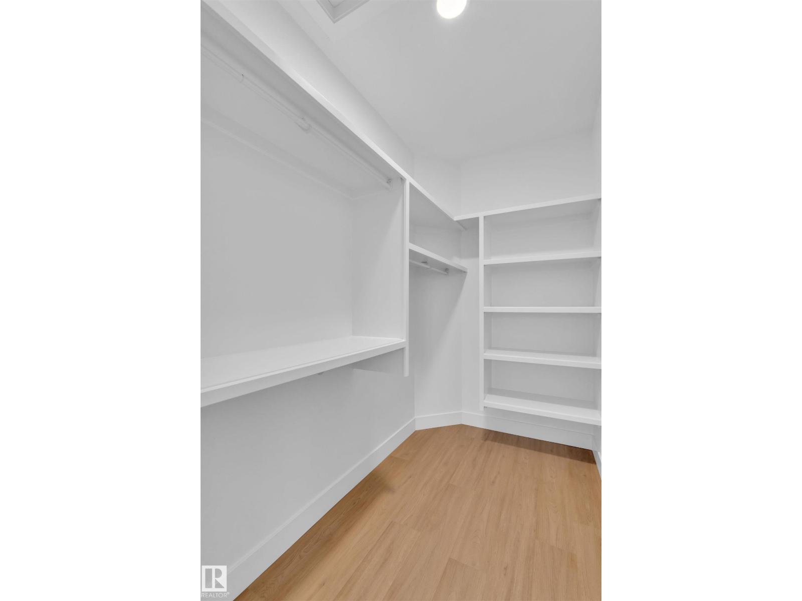 Photo 35 of 6113 Crawford Dr Sw, Edmonton AB