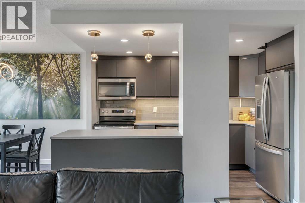Single Family House for Sale in    Avenue SW Beltline Calgary 