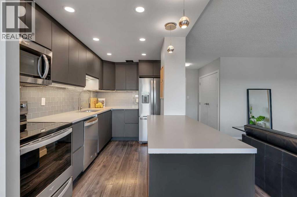 Single Family House for Sale in    Avenue SW Beltline Calgary 