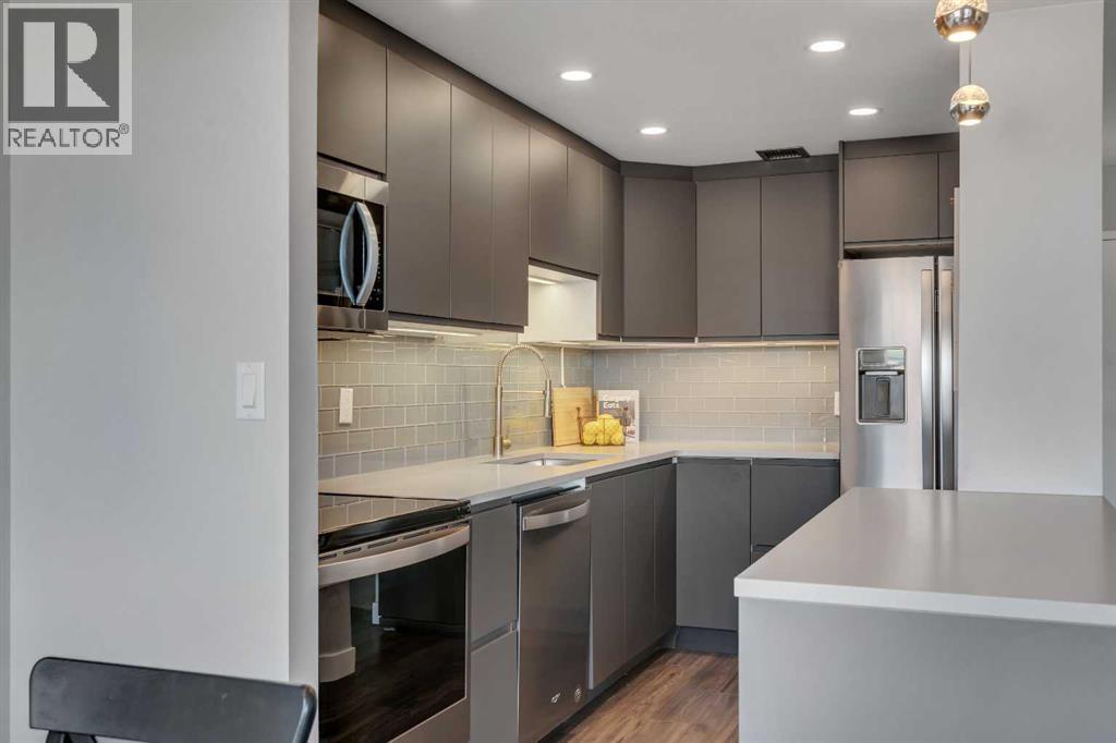Single Family House for Sale in    Avenue SW Beltline Calgary 