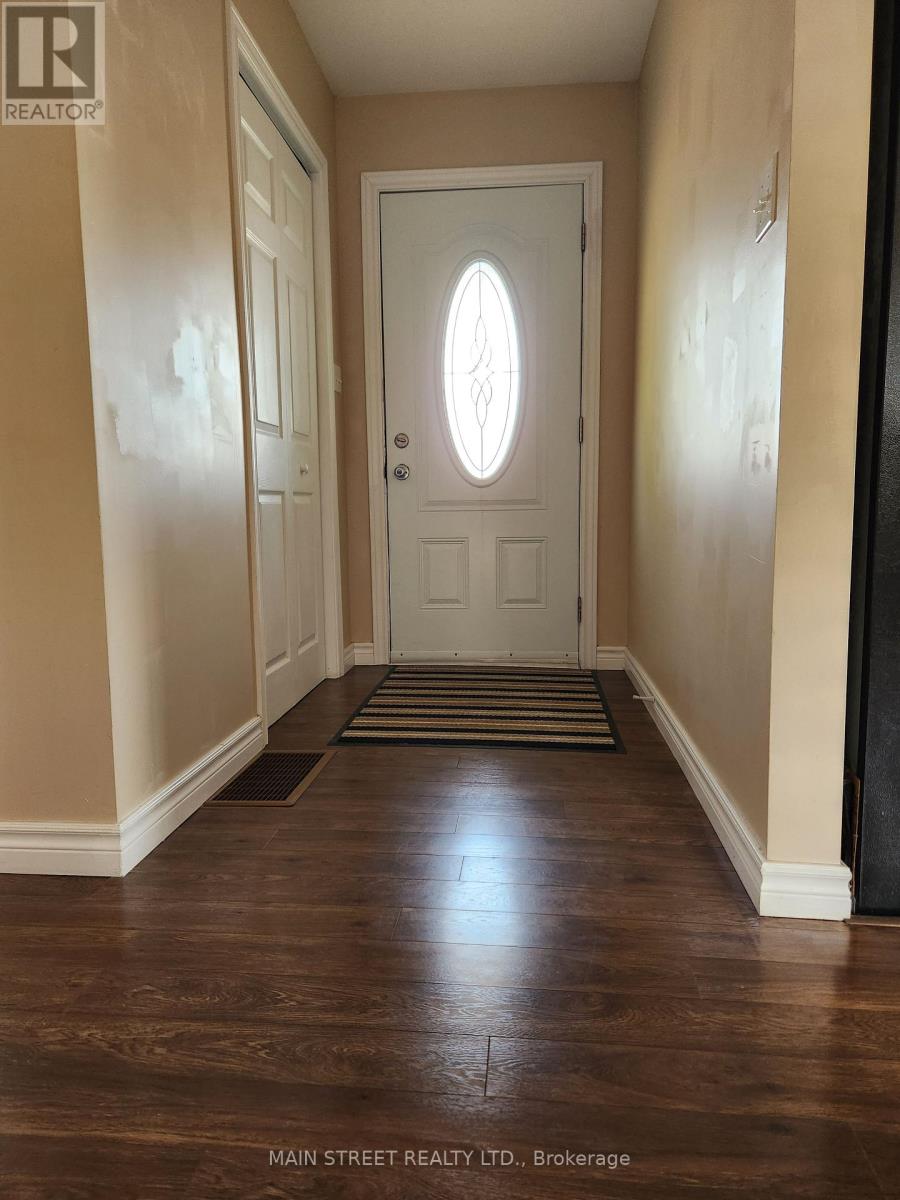Photo 8 of 28 Prince Of Wales Drive, Belleville ON