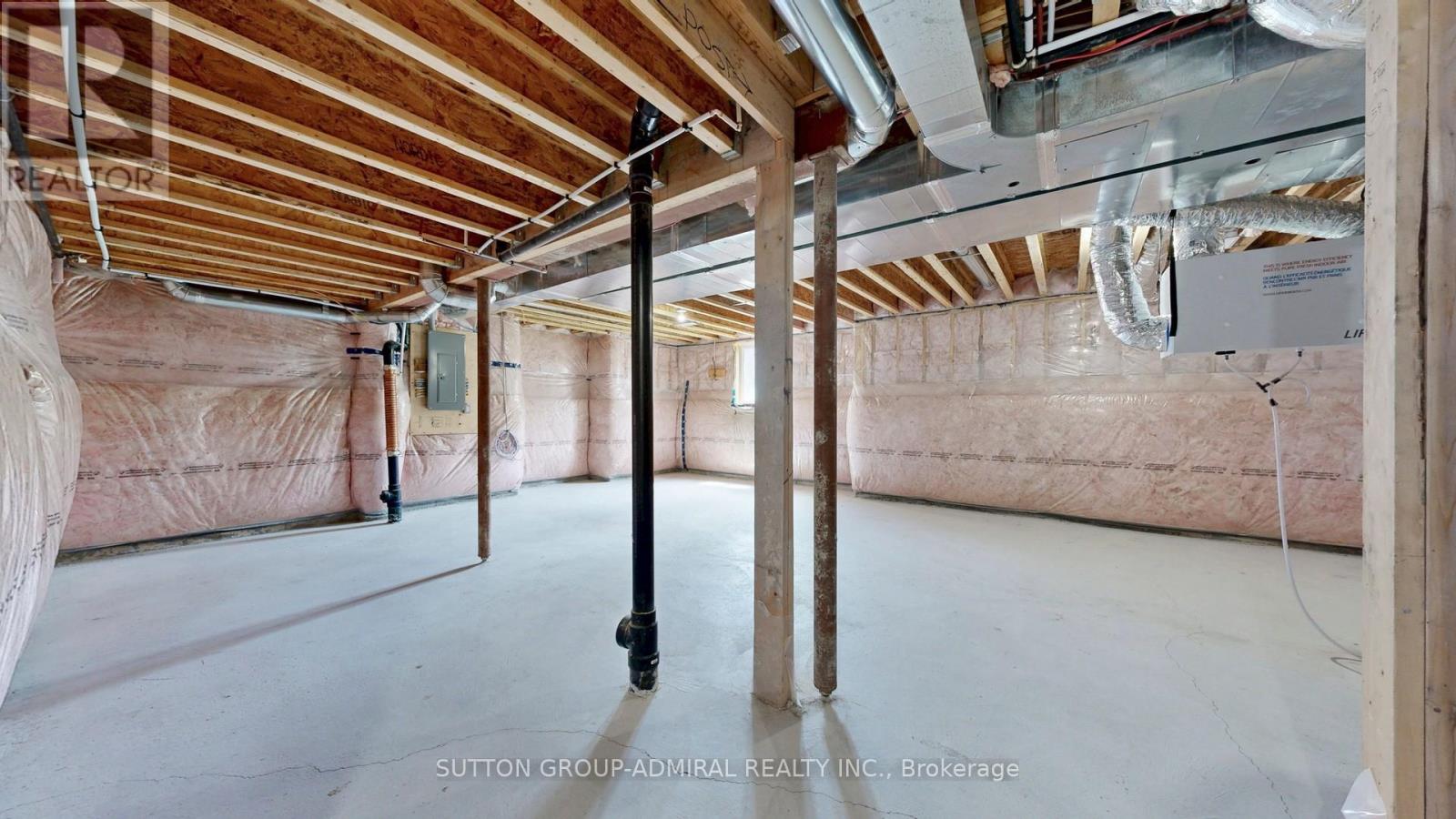 Photo 33 of 89 Kentledge Avenue, East Gwillimbury ON
