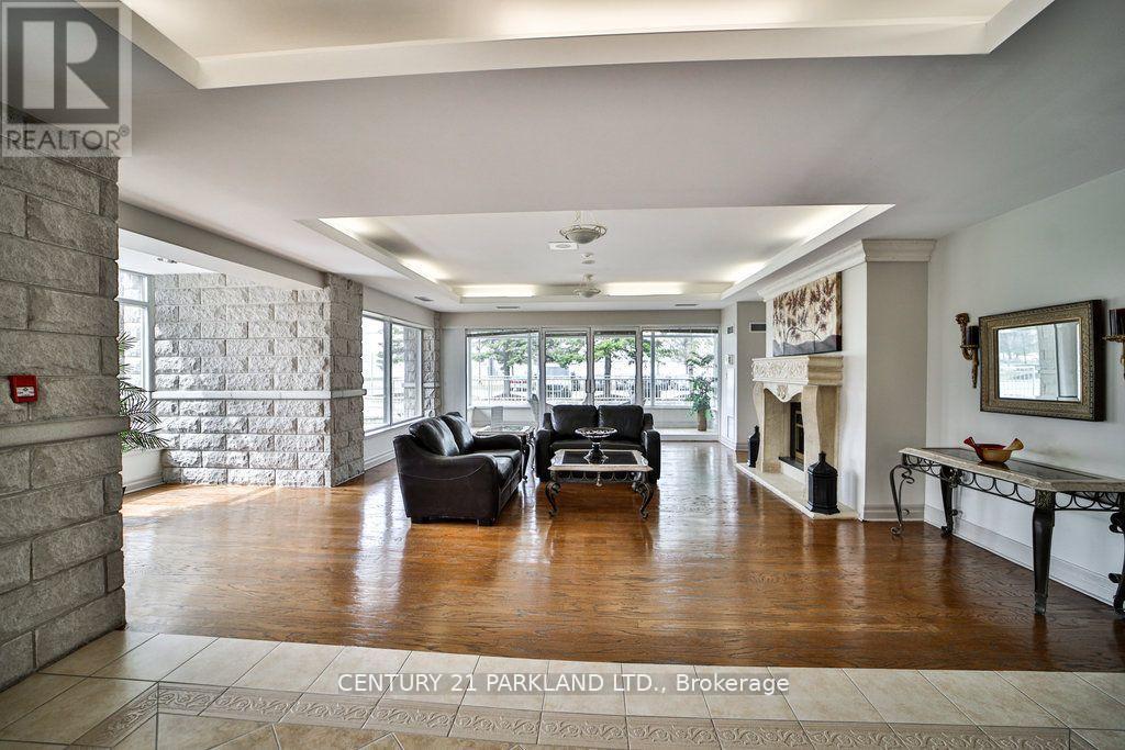Photo 28 of 202 2506 Rutherford Road, Vaughan ON