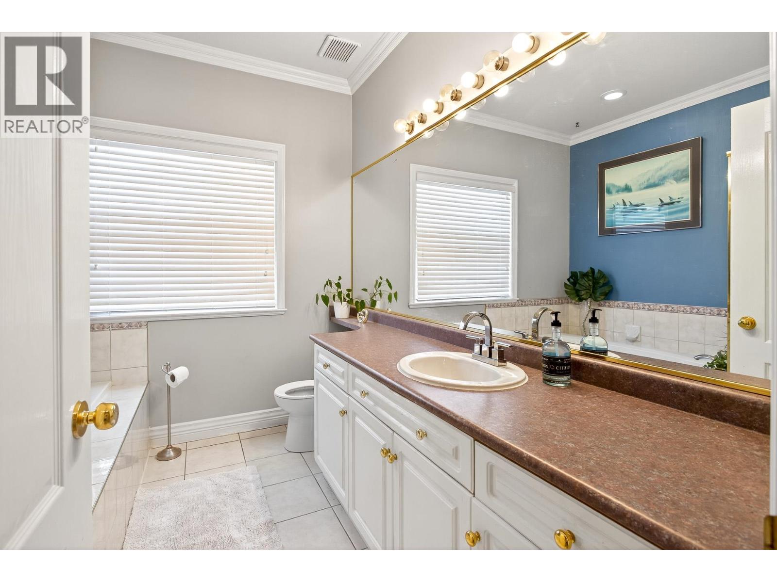 Photo 25 of 23785 116 Avenue, Maple Ridge BC