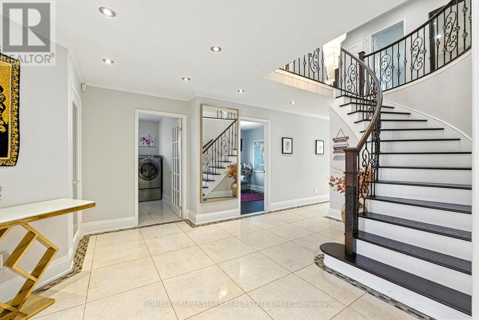 Photo 6 of 65 Nasmith Street, Brampton ON