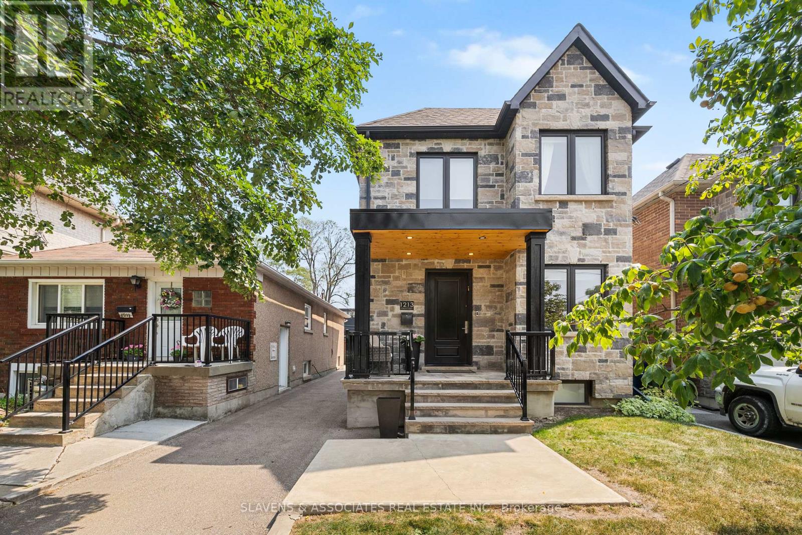 Photo 1 of 1213 Glencairn Avenue, Toronto ON