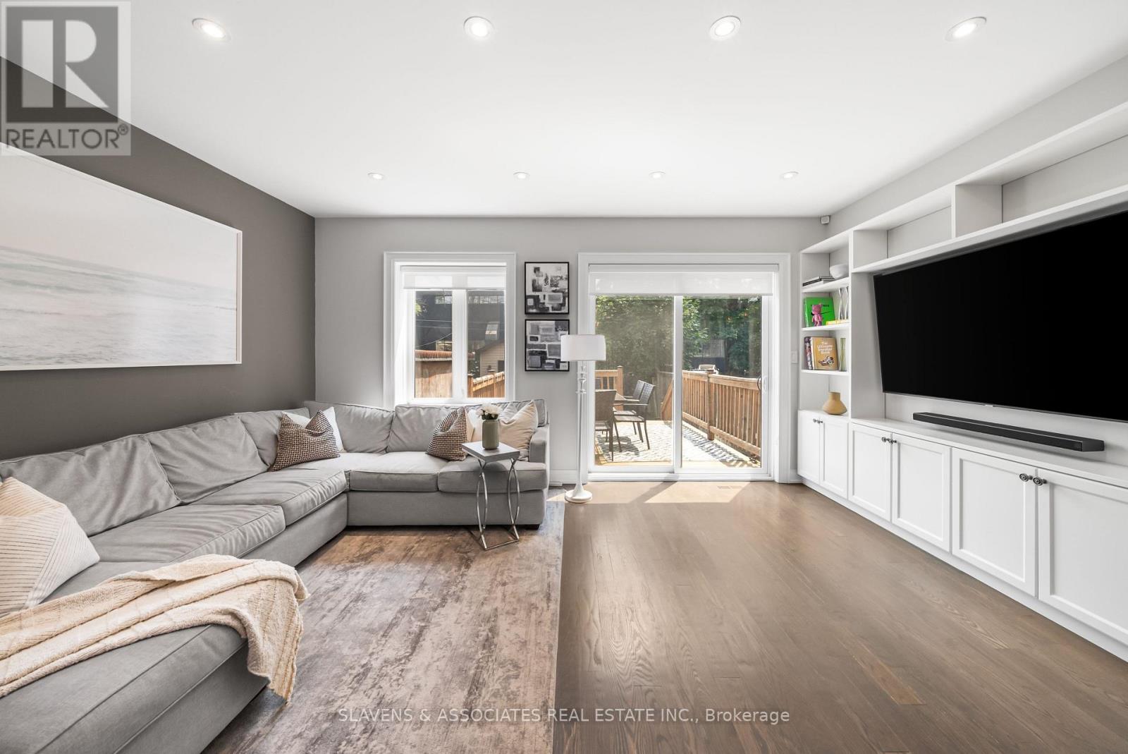 Photo 12 of 1213 Glencairn Avenue, Toronto ON