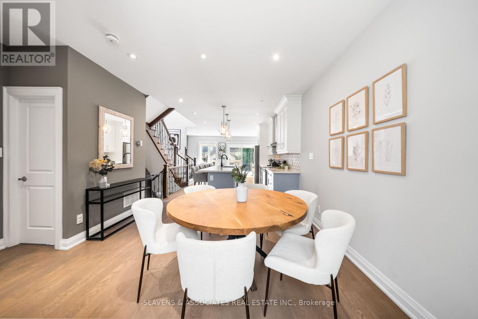 Photo 8 of 1213 Glencairn Avenue, Toronto ON