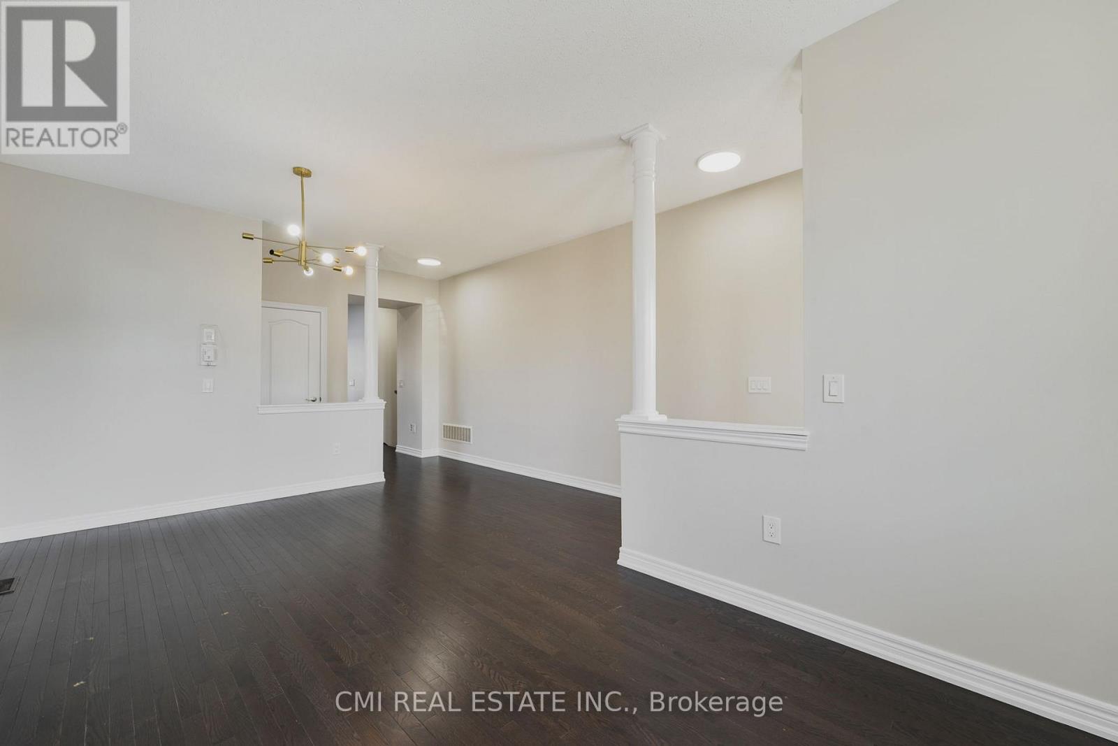 Photo 15 of 40 Spokanne Street N, Brampton ON