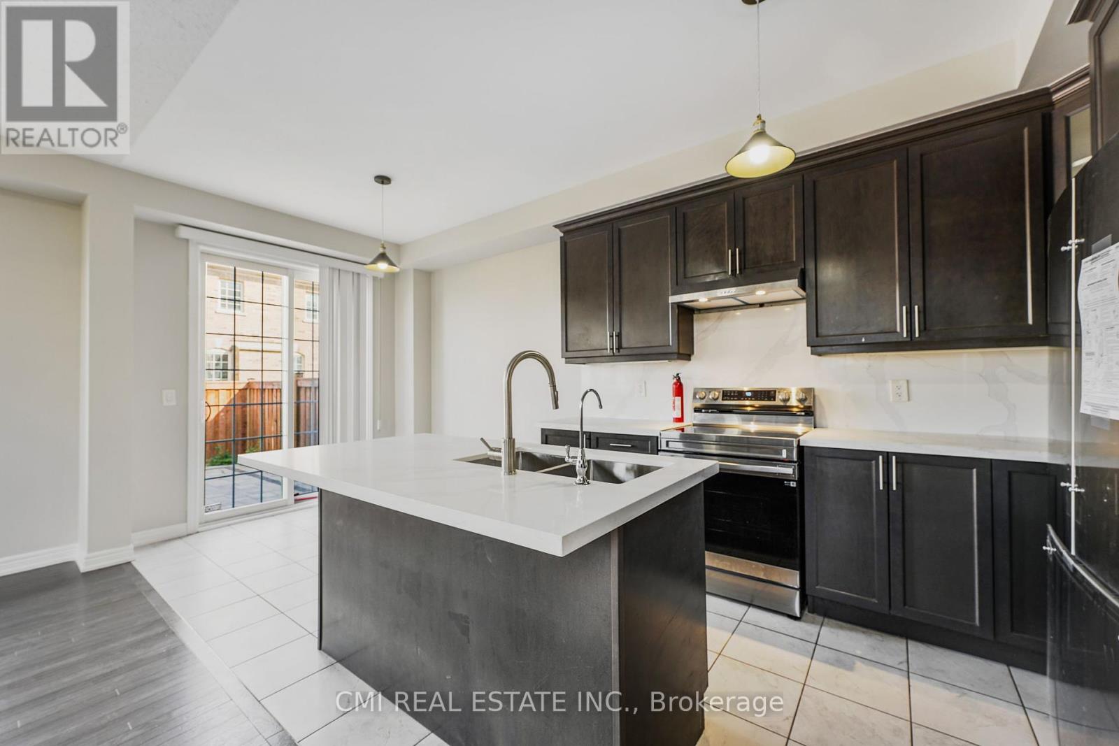 Photo 31 of 40 Spokanne Street N, Brampton ON