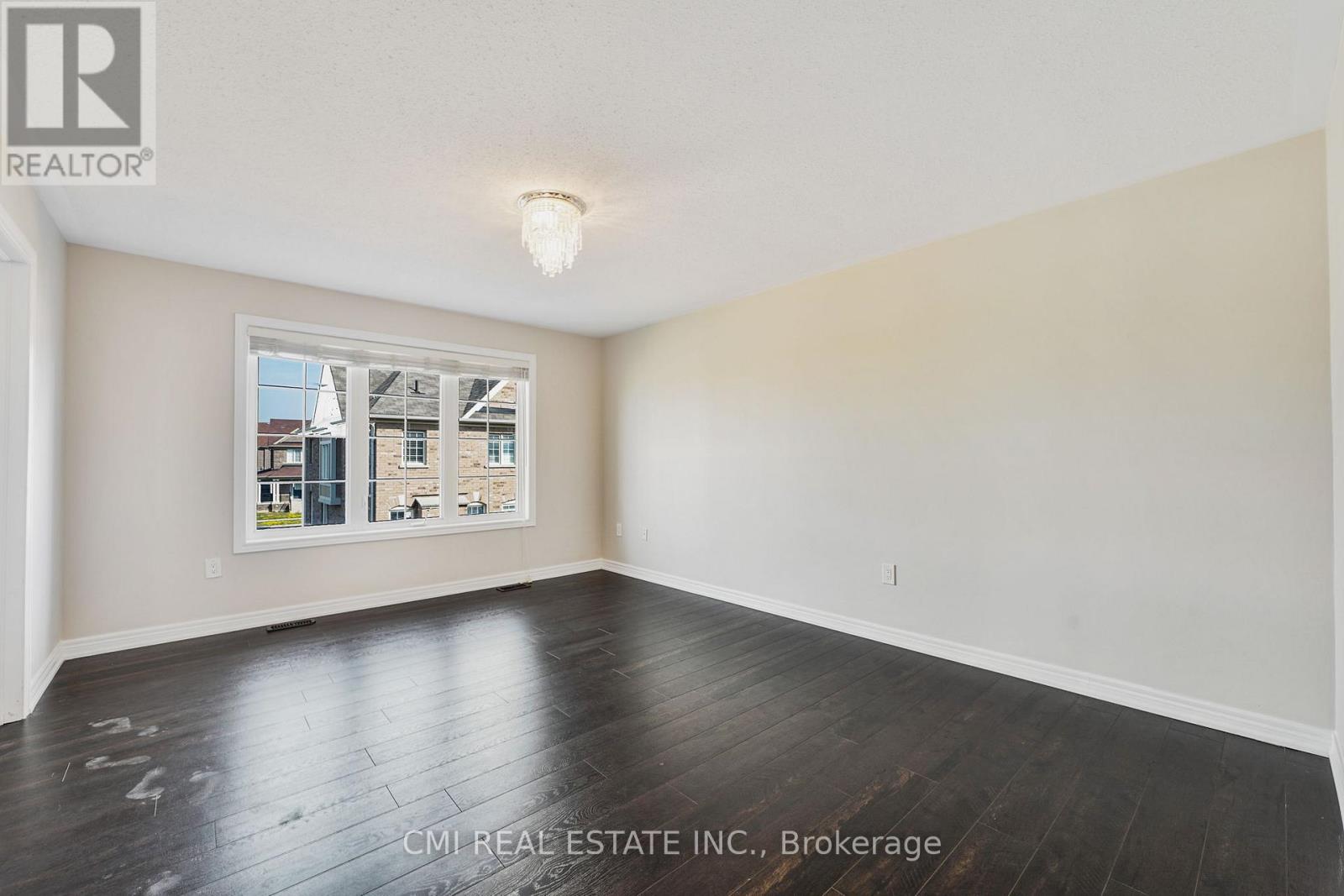 Photo 27 of 40 Spokanne Street N, Brampton ON
