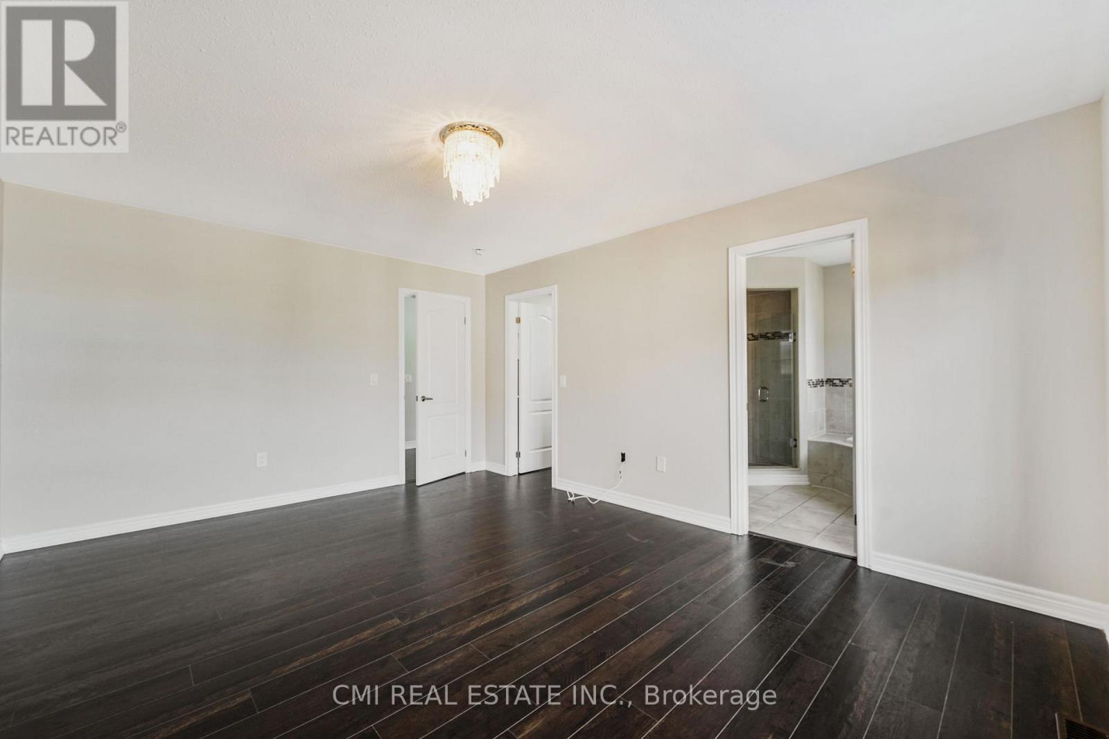 Photo 30 of 40 Spokanne Street N, Brampton ON