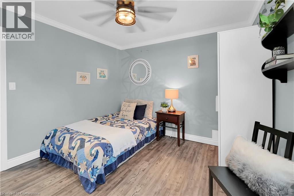 Photo 25 of 429 Elizabeth Street, Grimsby ON