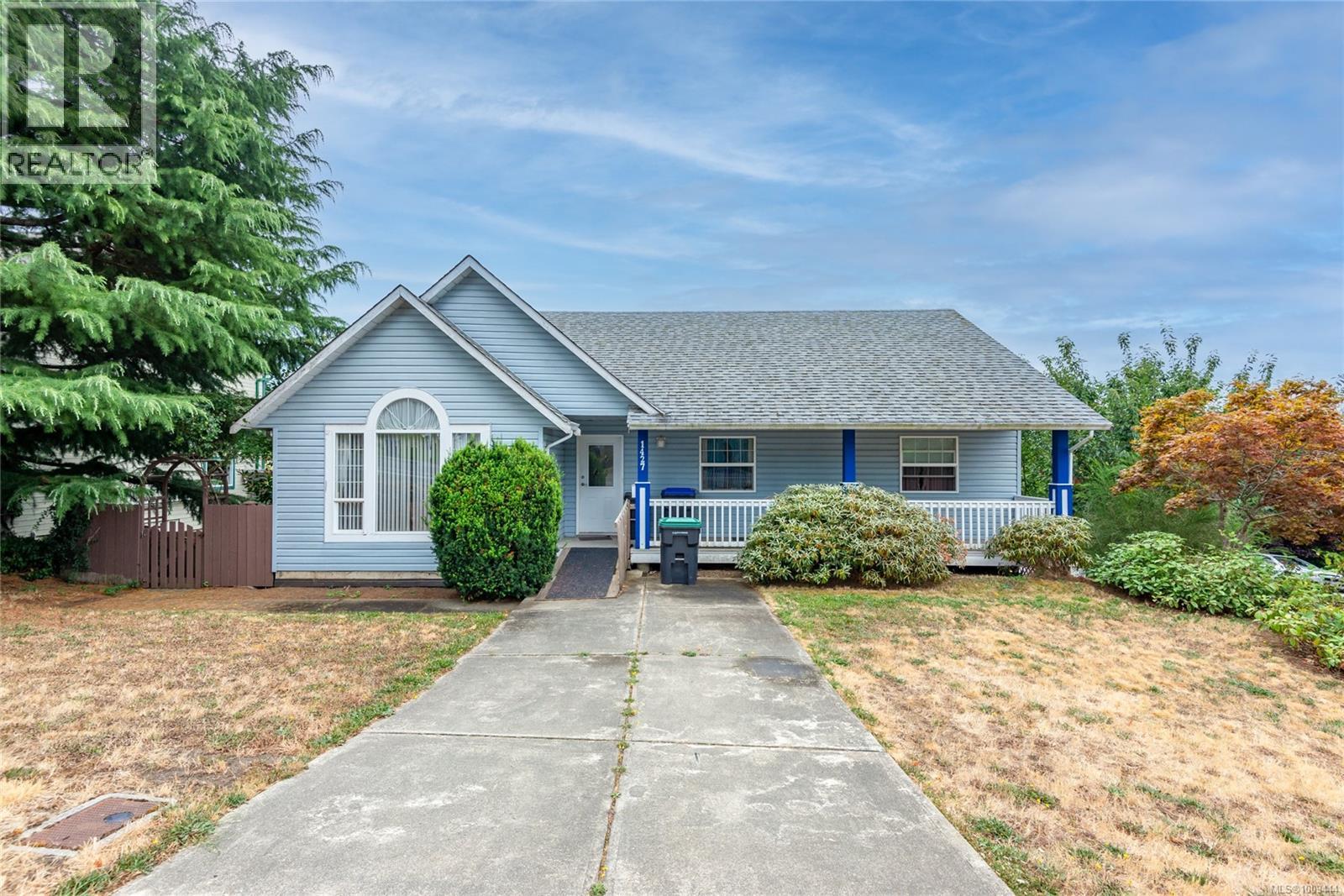 Photo 1 of 1427 Noel Ave, Comox BC