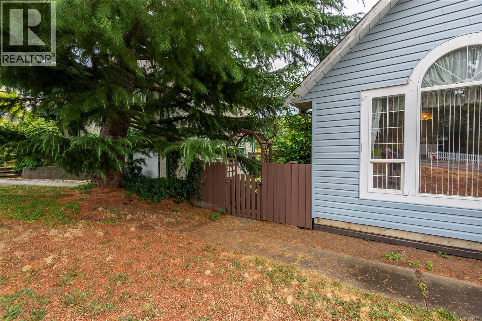 Photo 34 of 1427 Noel Ave, Comox BC