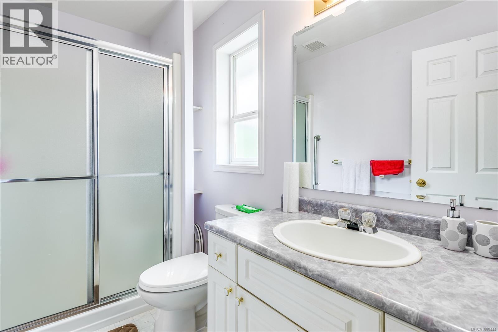 Photo 18 of 1427 Noel Ave, Comox BC