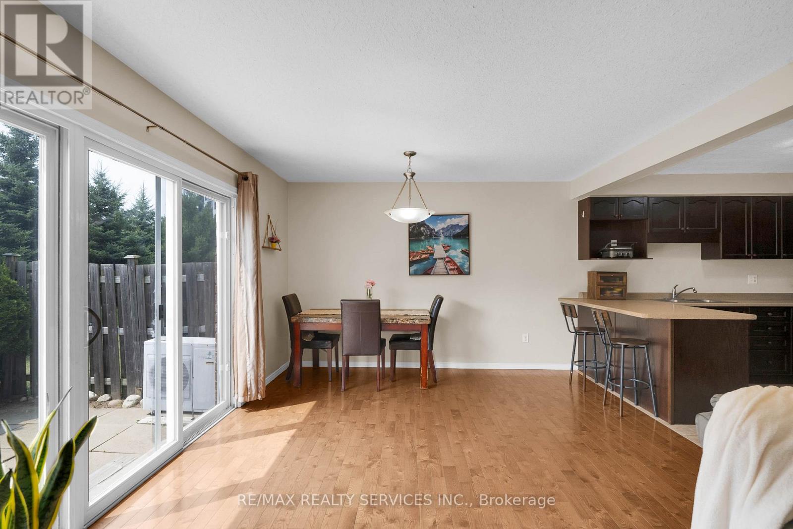 Photo 10 of 36 Fallowfield Drive, Kitchener ON