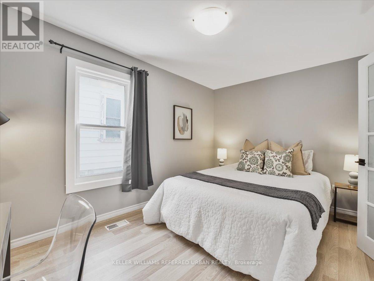 Photo 22 of 5 Hill Avenue, Brantford ON