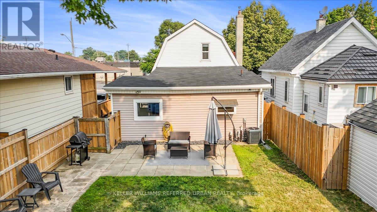 Photo 29 of 5 Hill Avenue, Brantford ON