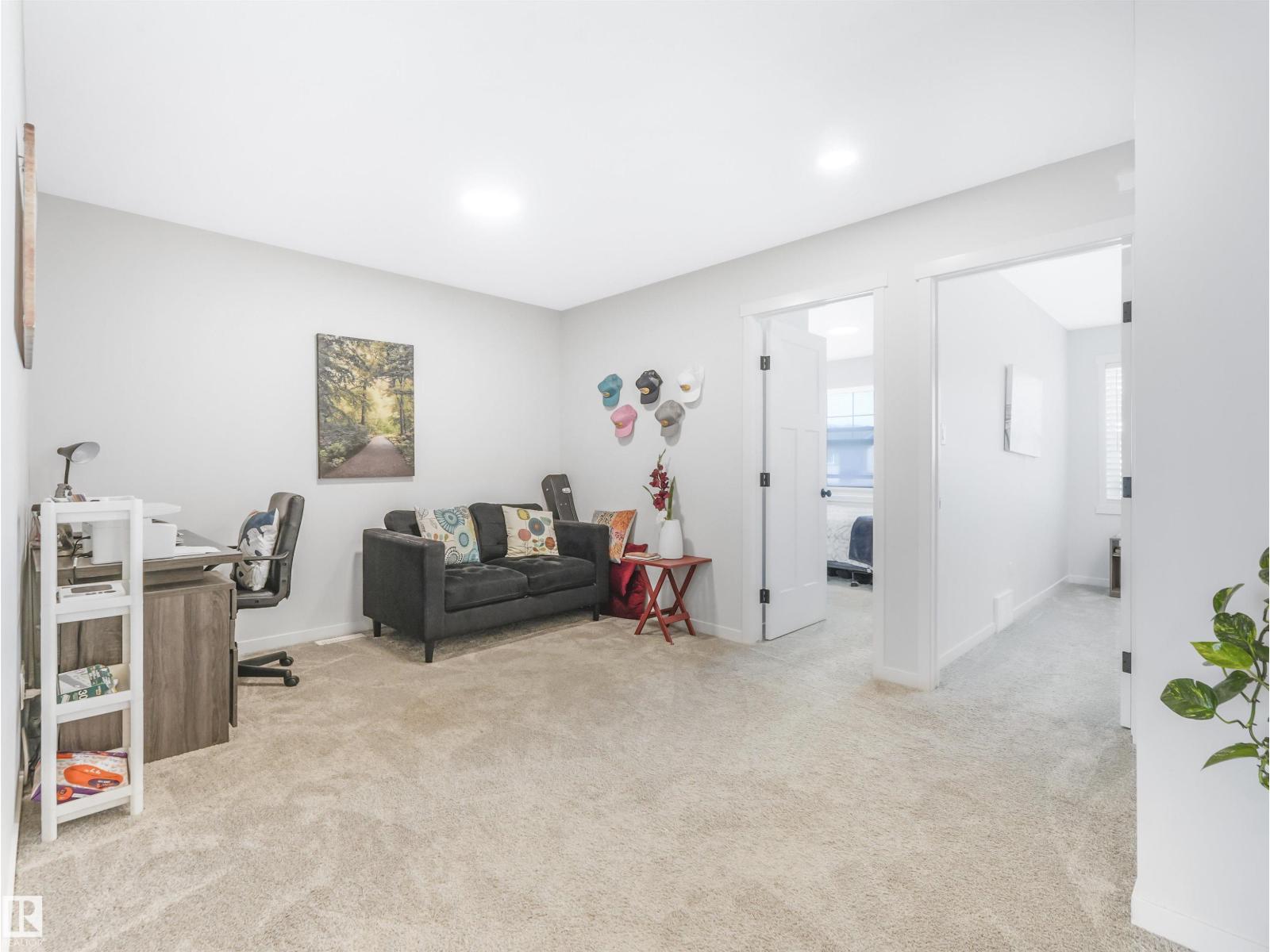 Photo 13 of 9311 226 St Nw, Edmonton AB