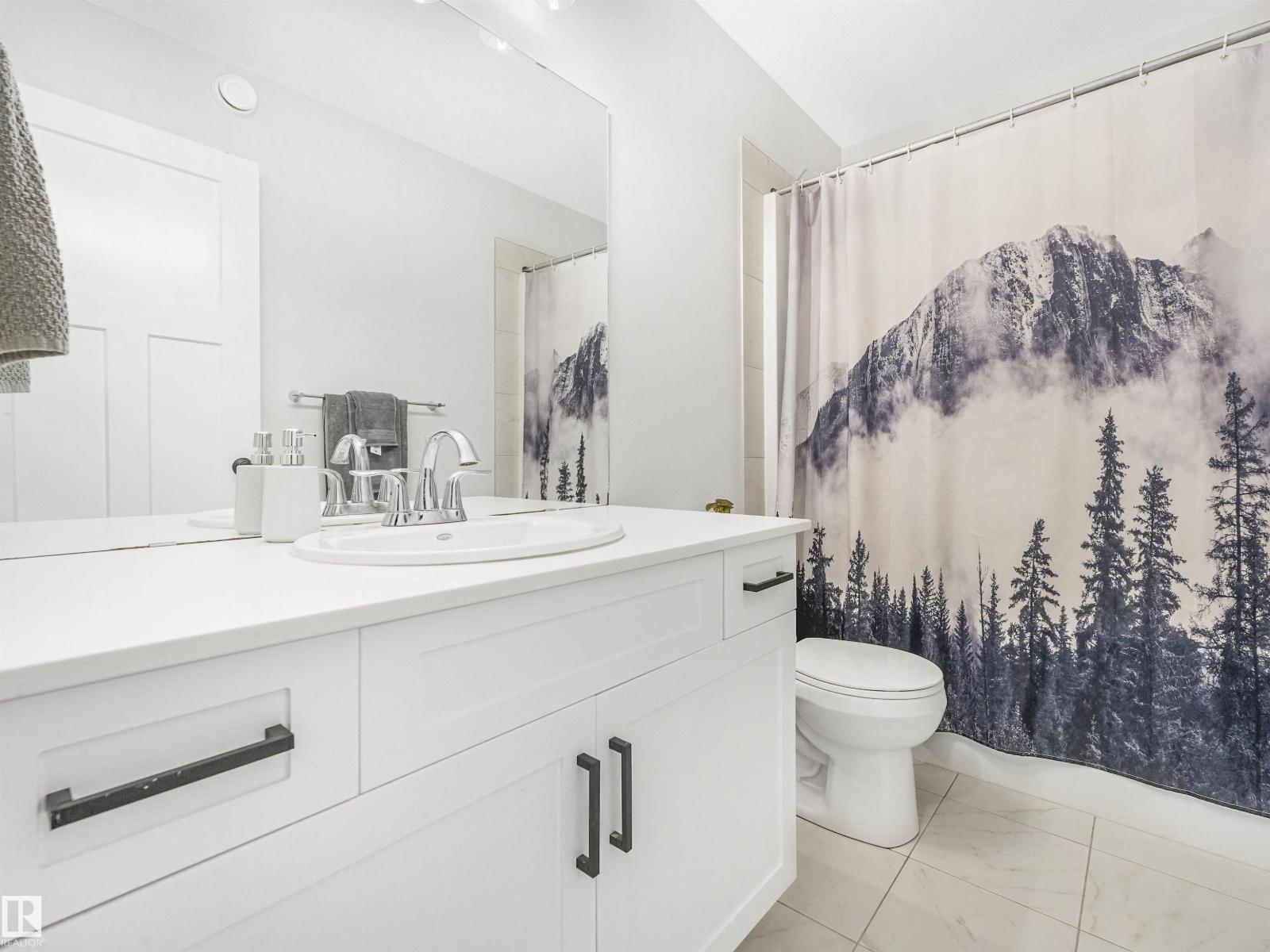 Photo 15 of 9311 226 St Nw, Edmonton AB