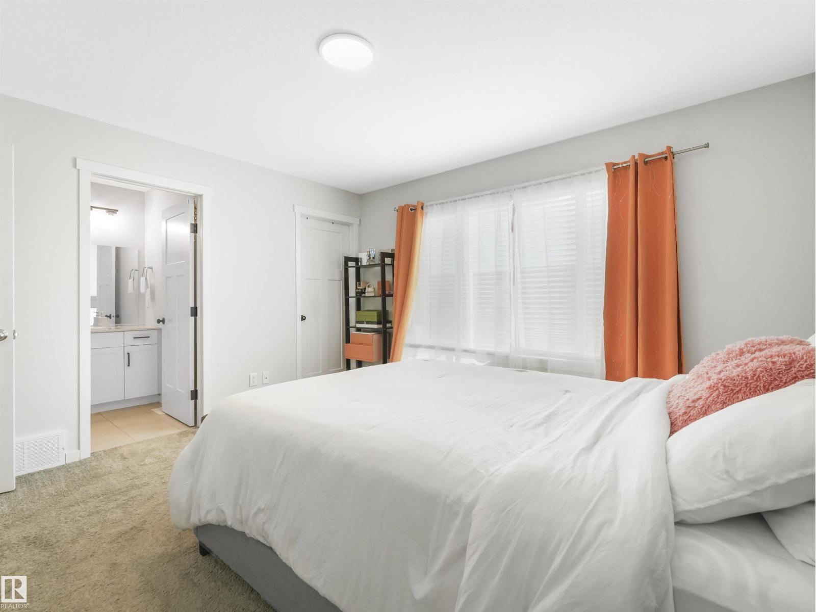Photo 18 of 9311 226 St Nw, Edmonton AB