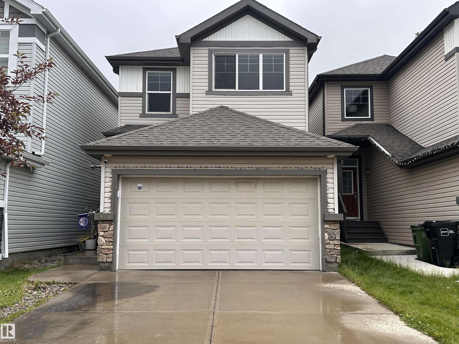 Photo 26 of 9914 207 A St Nw, Edmonton AB