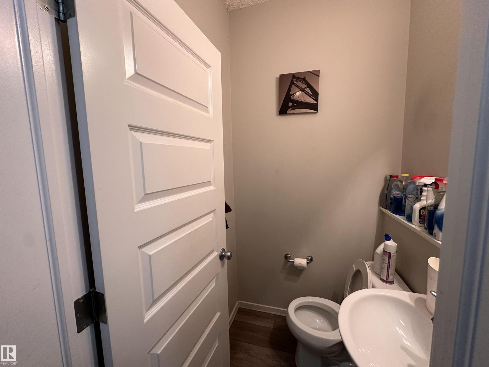 Photo 28 of 9914 207 A St Nw, Edmonton AB
