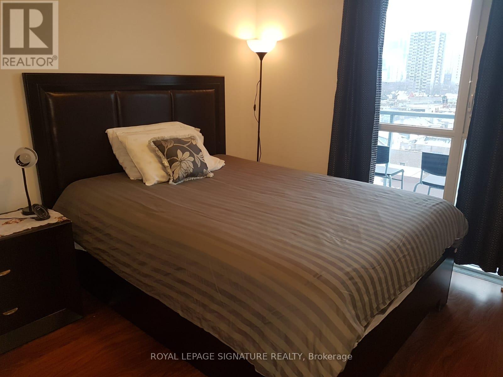 Photo 6 of 701 1 Cole Street, Toronto ON
