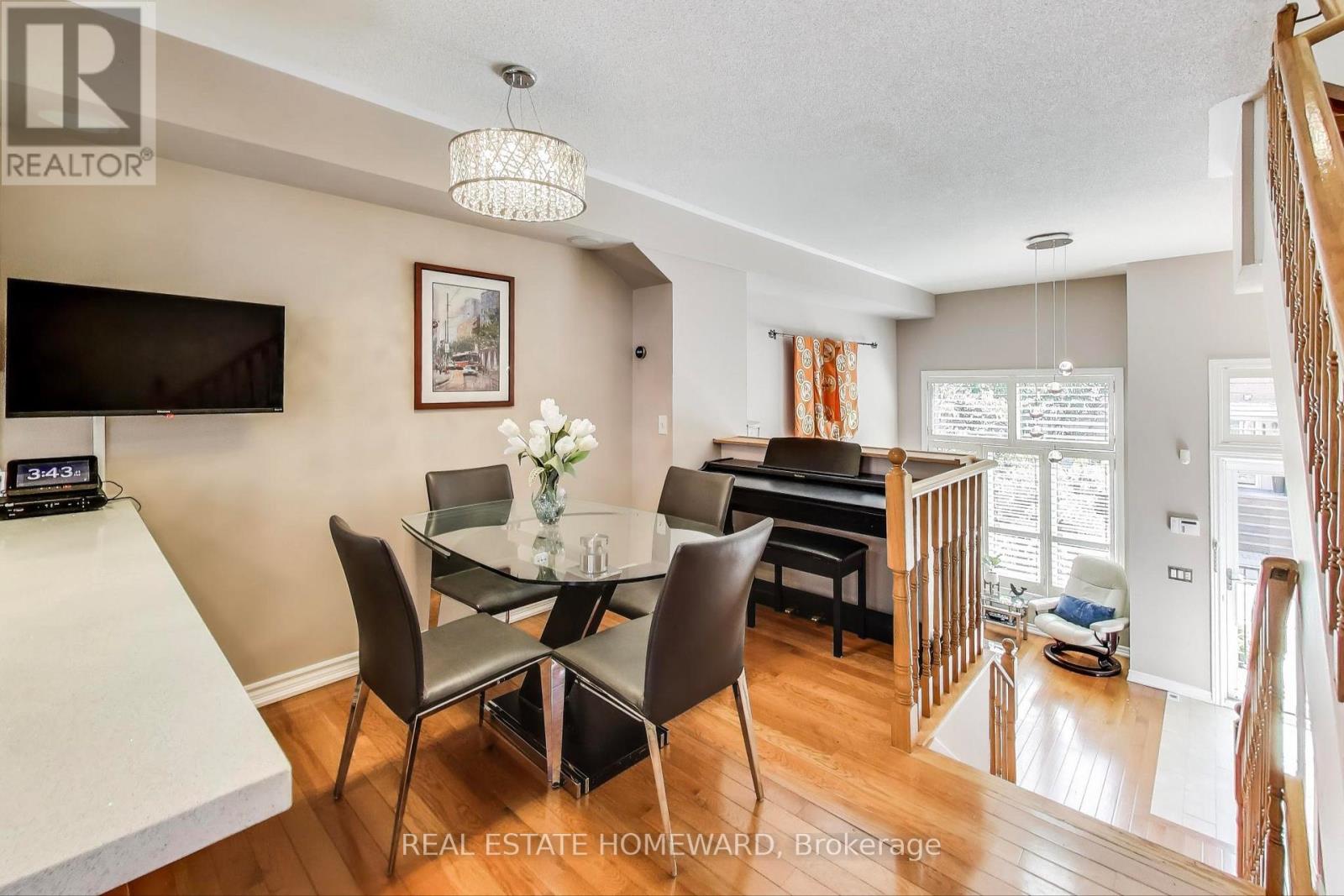 Photo 30 of 257 Milan Street, Toronto ON