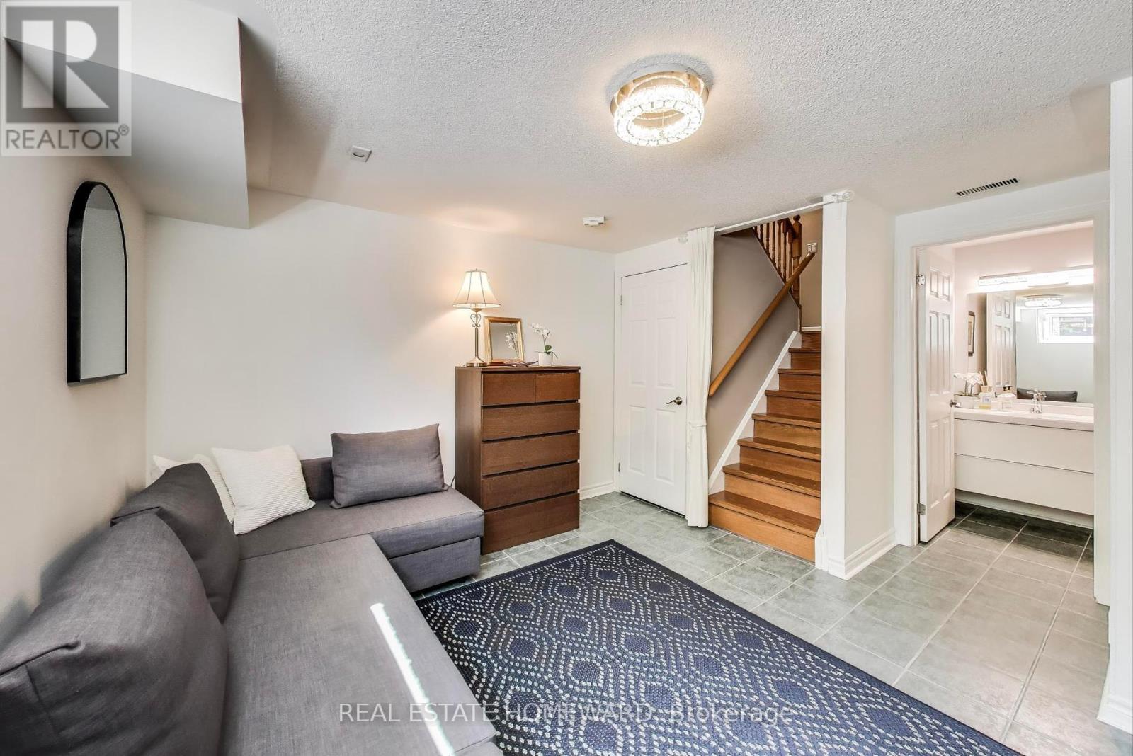 Photo 44 of 257 Milan Street, Toronto ON