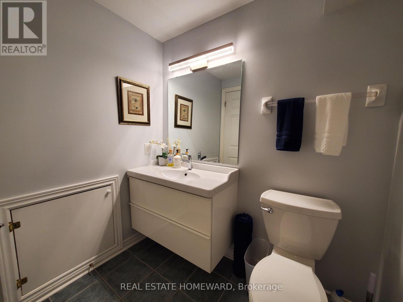 Photo 20 of 257 Milan Street, Toronto ON